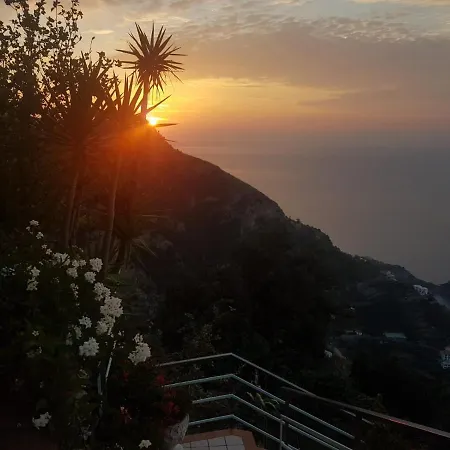 Il Dolce Tramonto Apartment